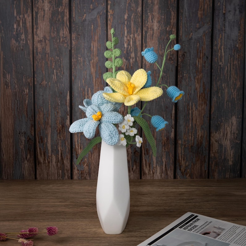 Forest-style handmade crochet flowers