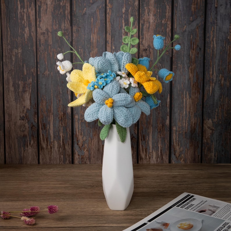 Forest-style handmade crochet flowers