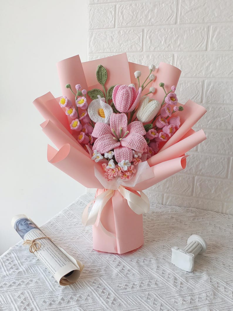 Pink Symphony: Vibrant Hand-Knitted Bouquet | Everlasting Floral Elegance