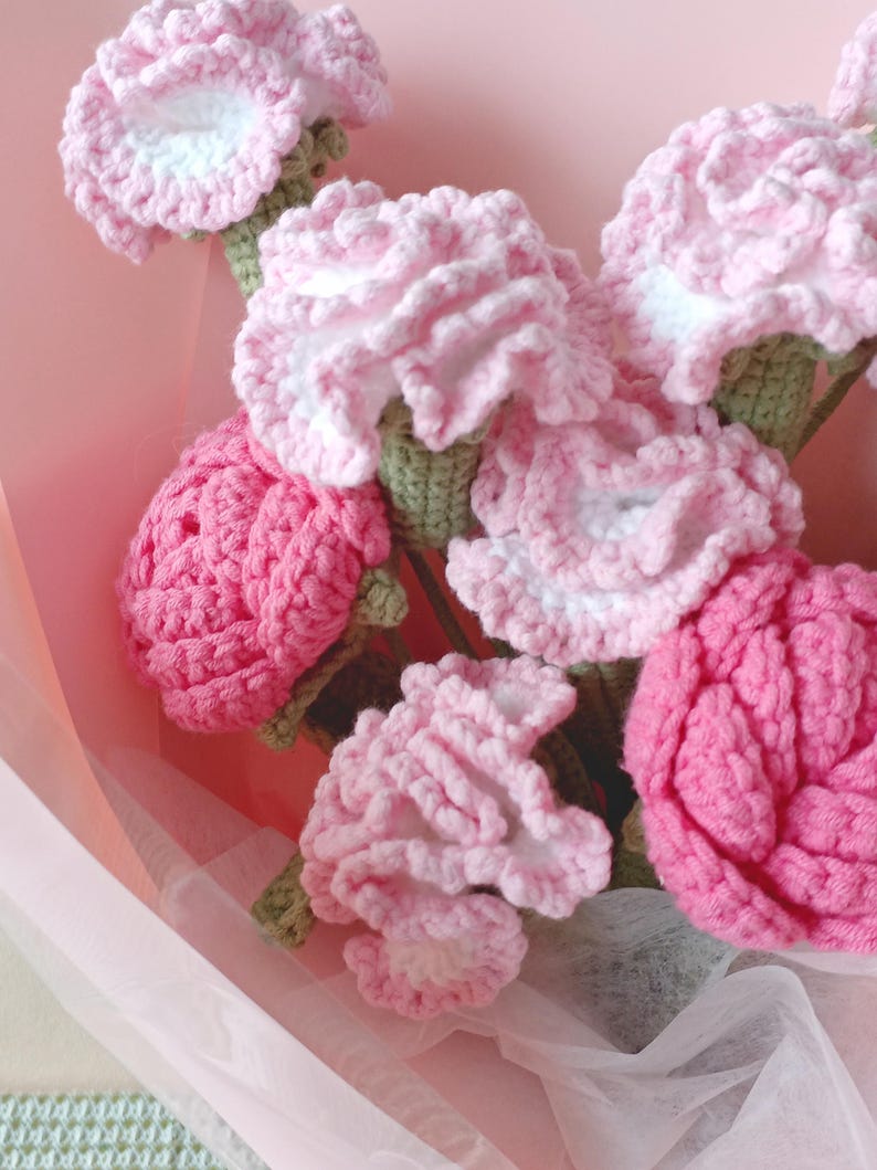 Peach Oolong: Refreshing Pink Yarn Bouquet